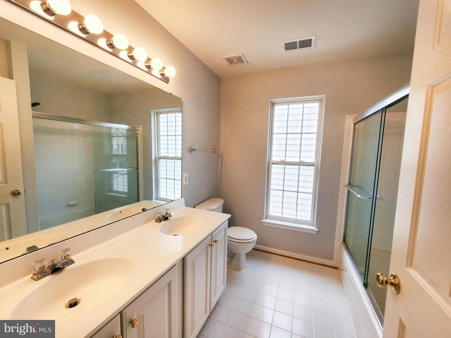 9120 Stonegarden Drive photo 27