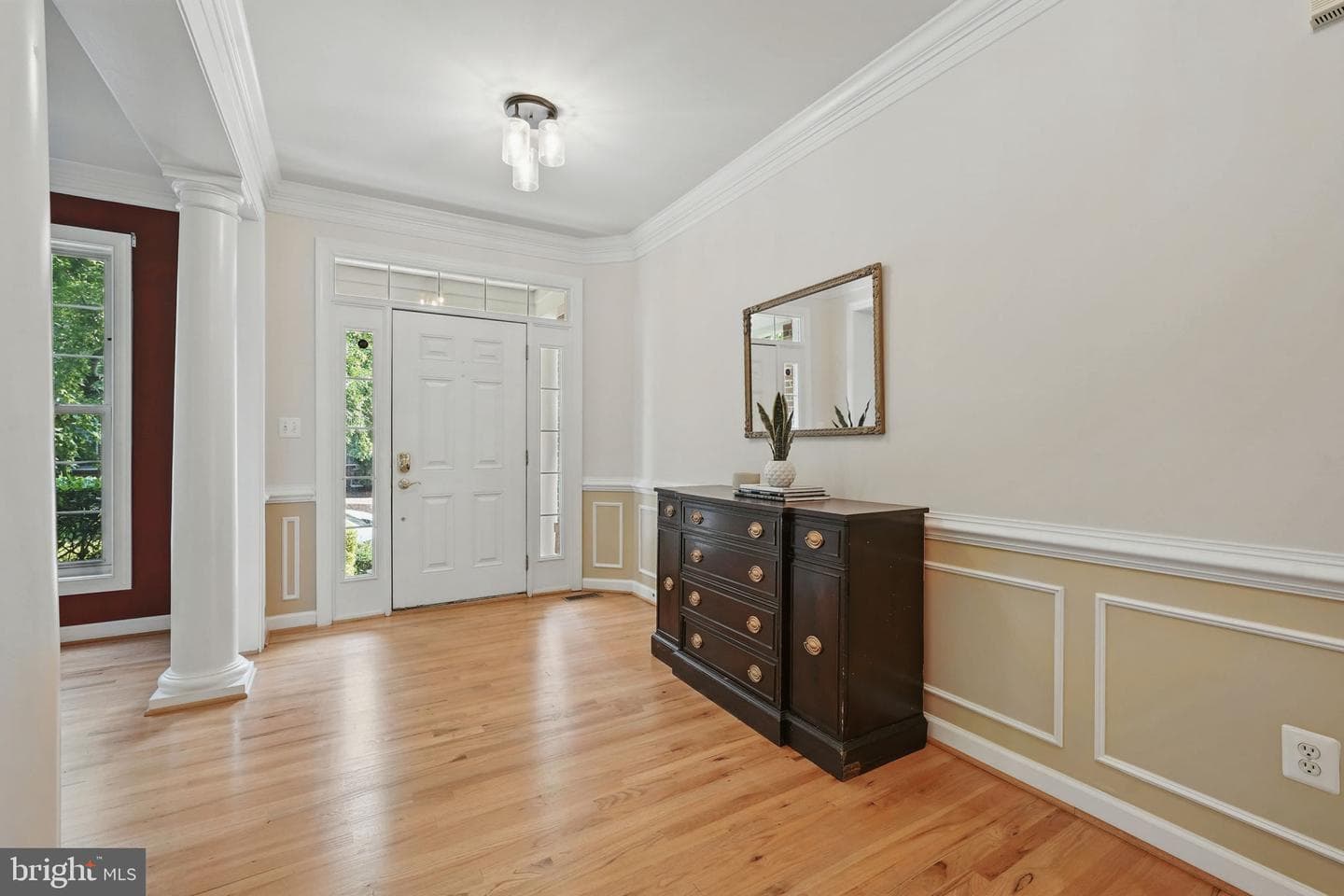 2108 Tysons Executive Court photo 2