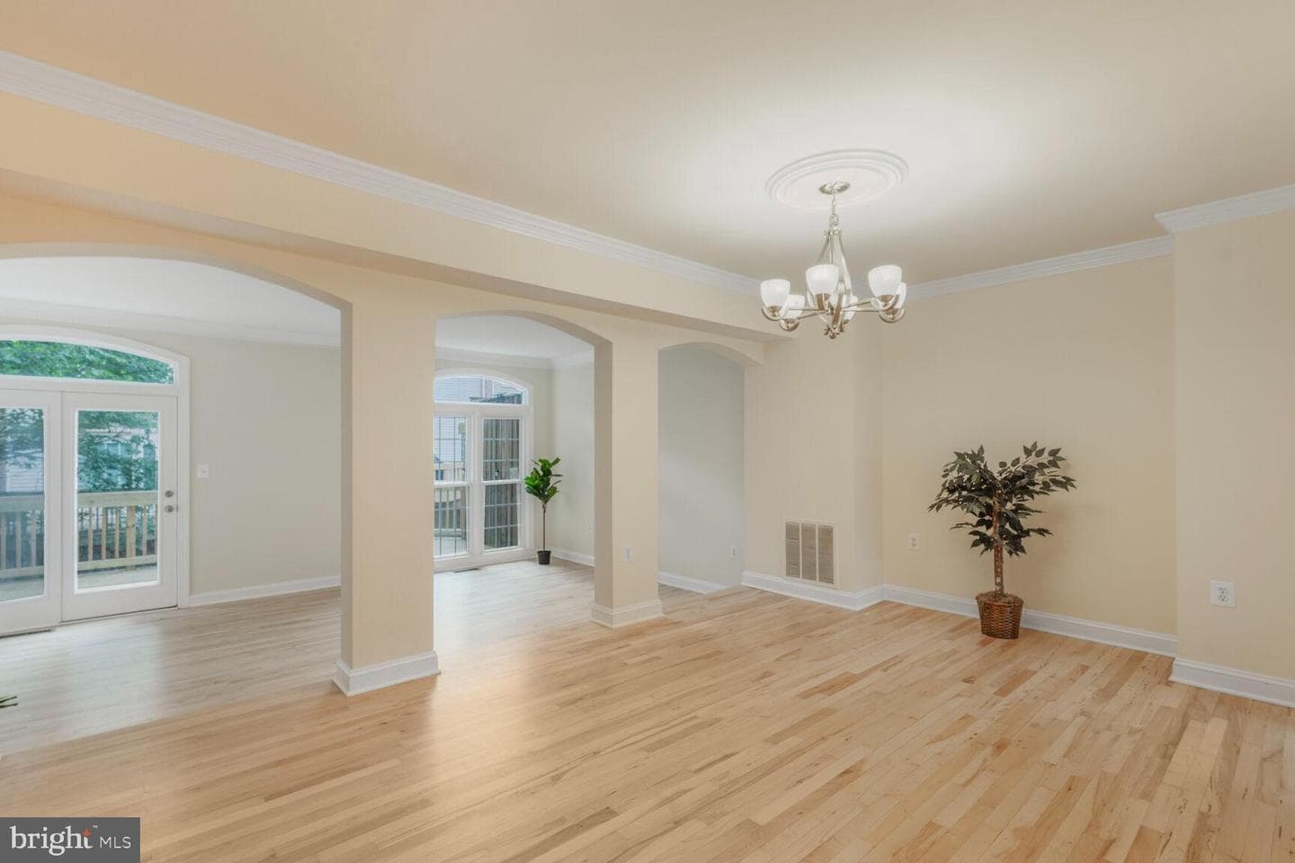 6512 Serenade Place photo 2