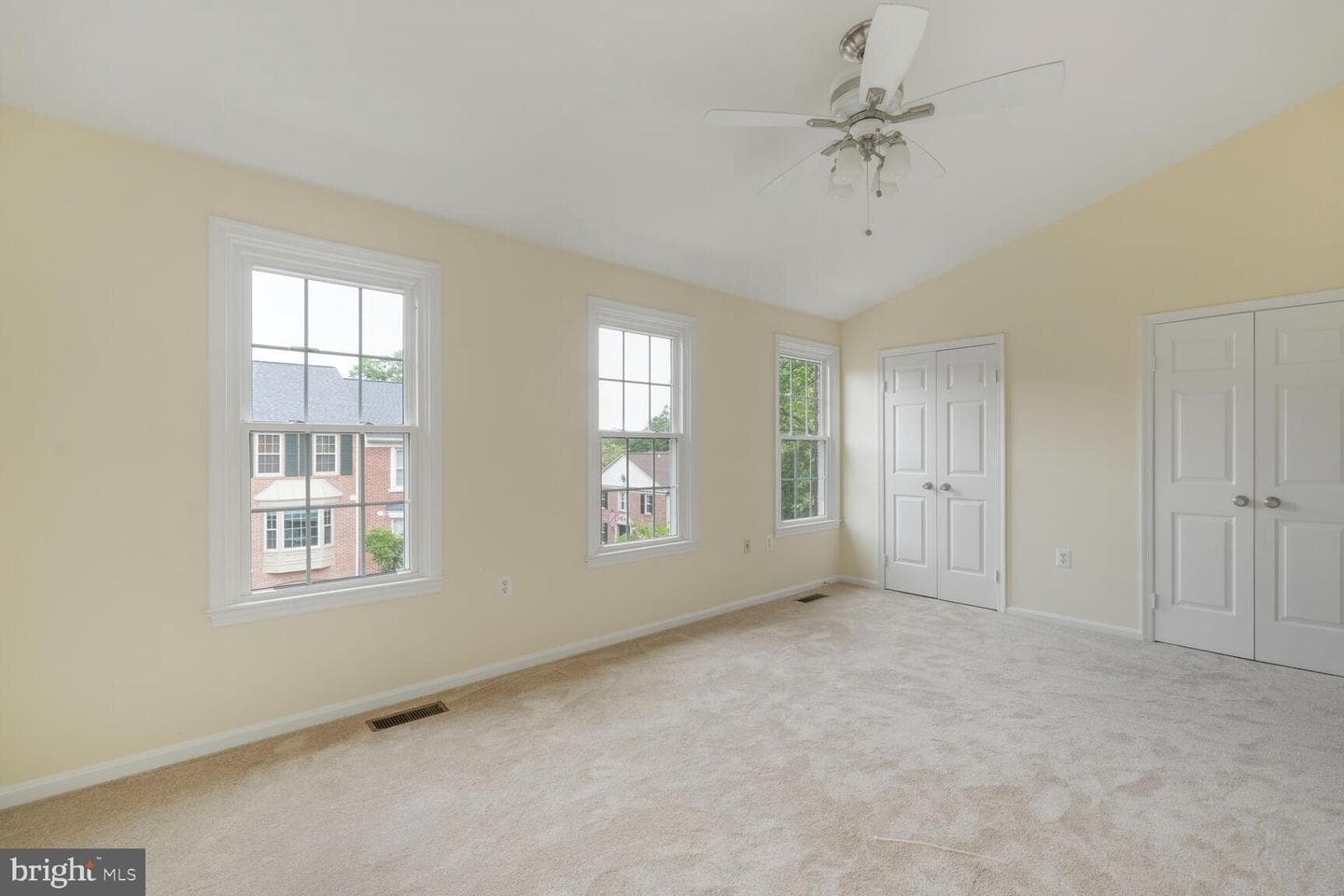 6512 Serenade Place photo 9