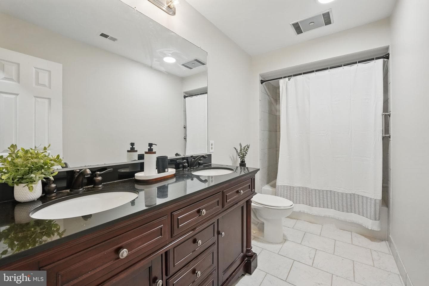 2624 Black Fir Court photo 36