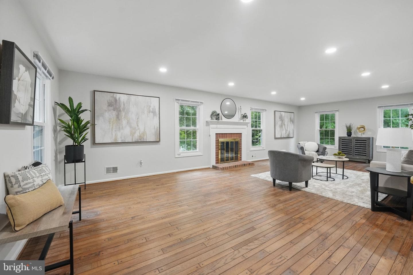 2624 Black Fir Court photo 9