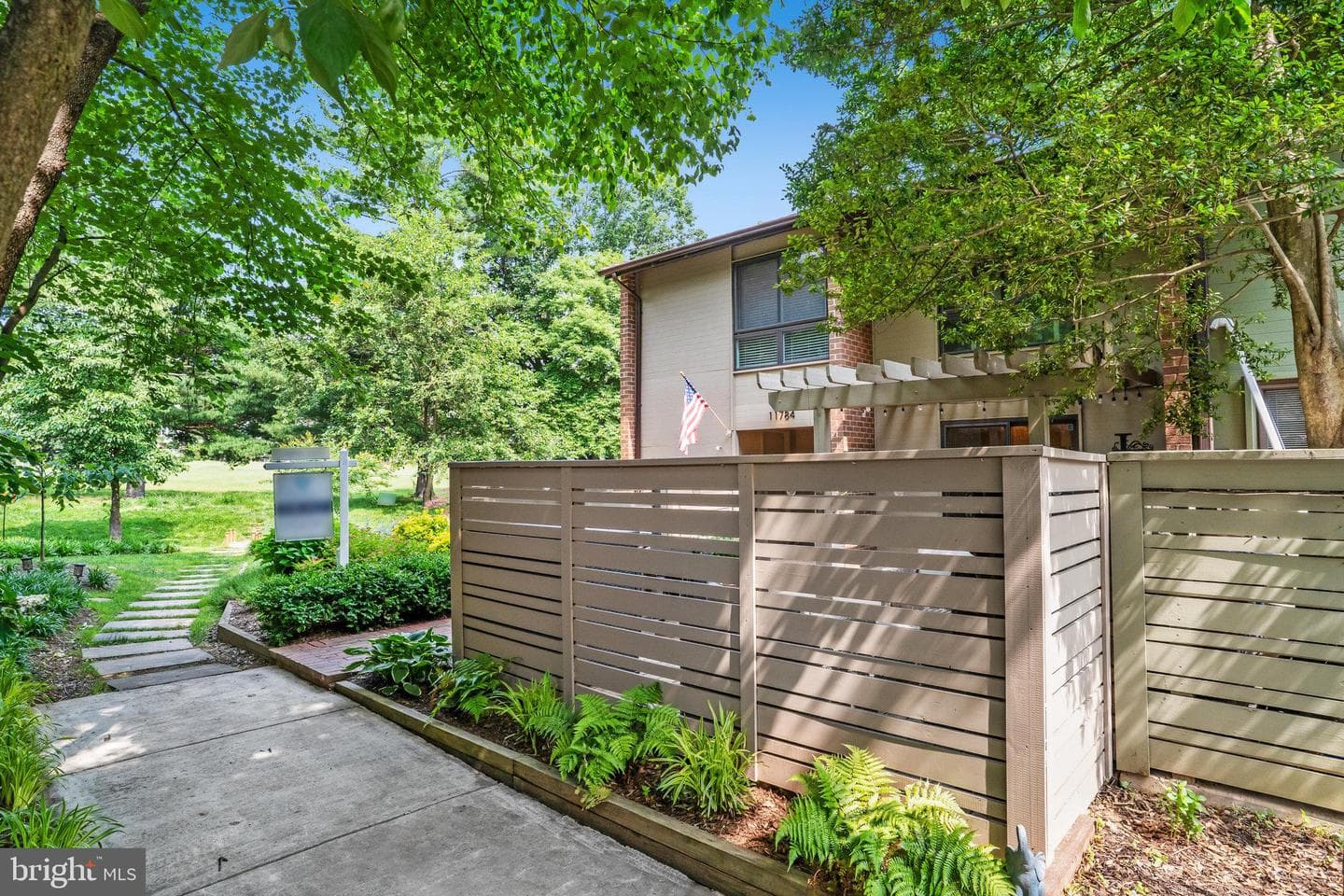 11784 Indian Ridge Road photo 2