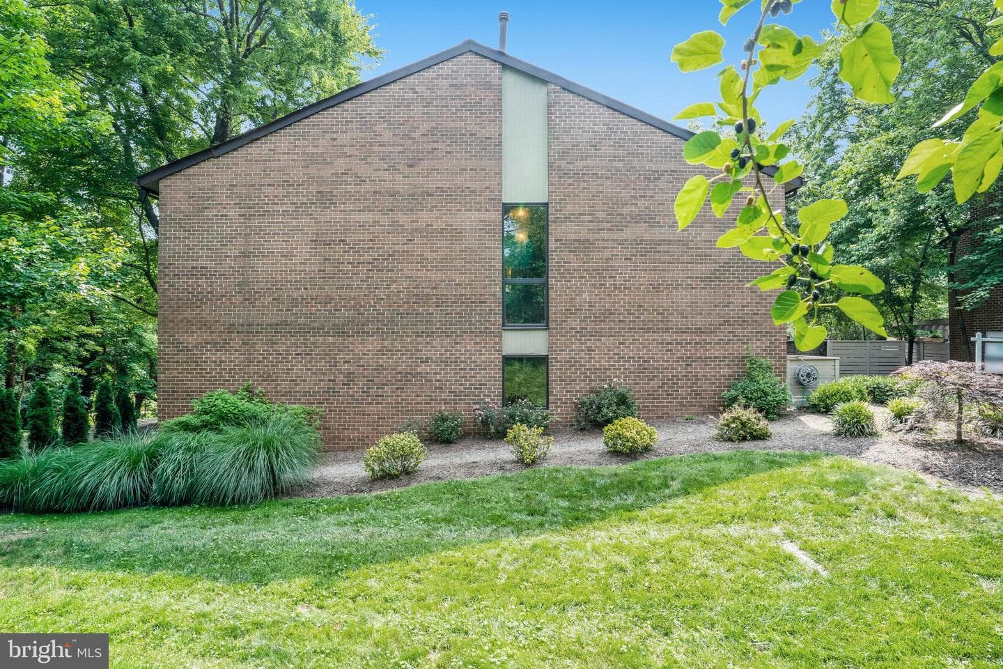 11784 Indian Ridge Road photo 3