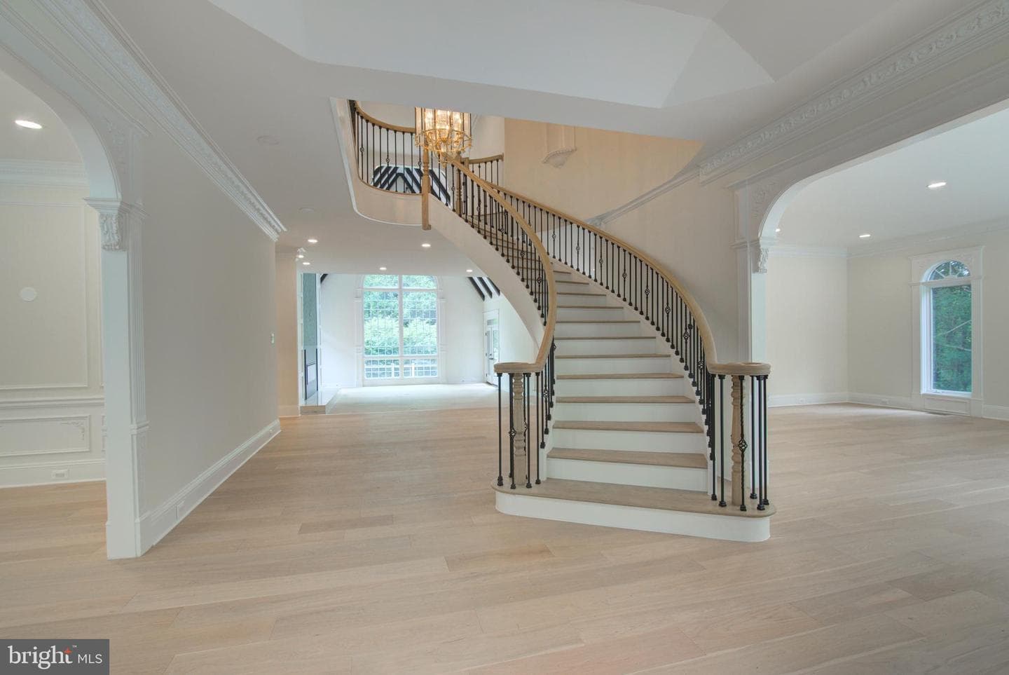10124 Wendover Drive photo 3