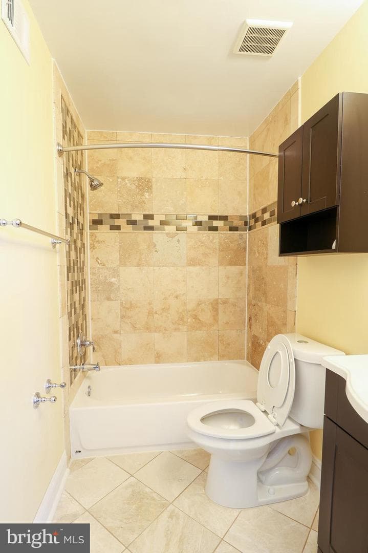 4530 Airlie Way photo 26