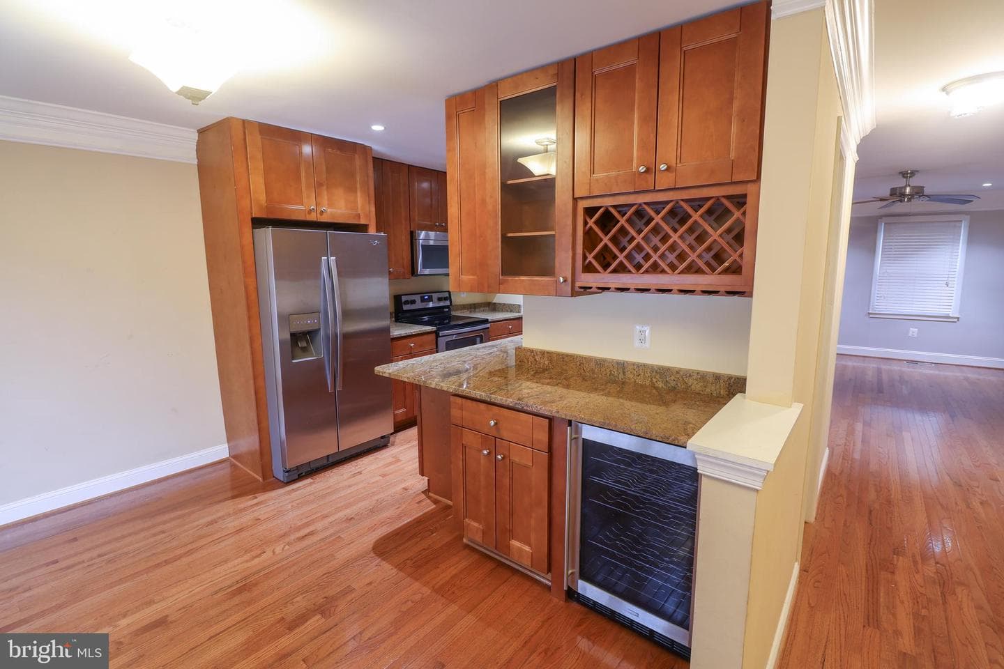 4530 Airlie Way photo 5