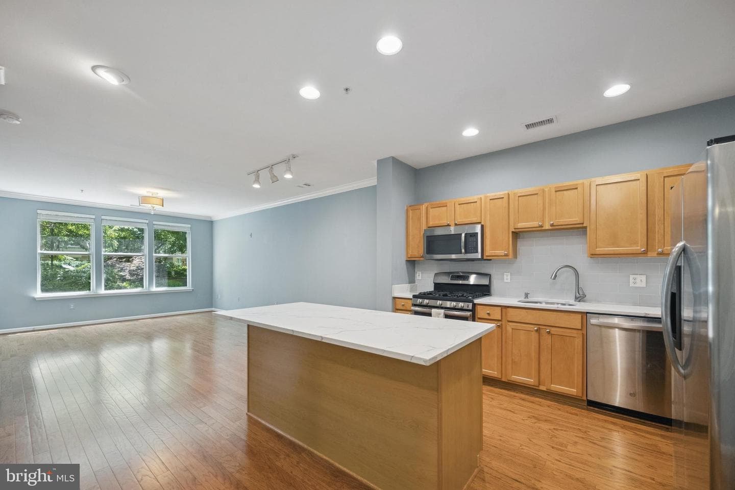 12000 Market Street #179 photo 10