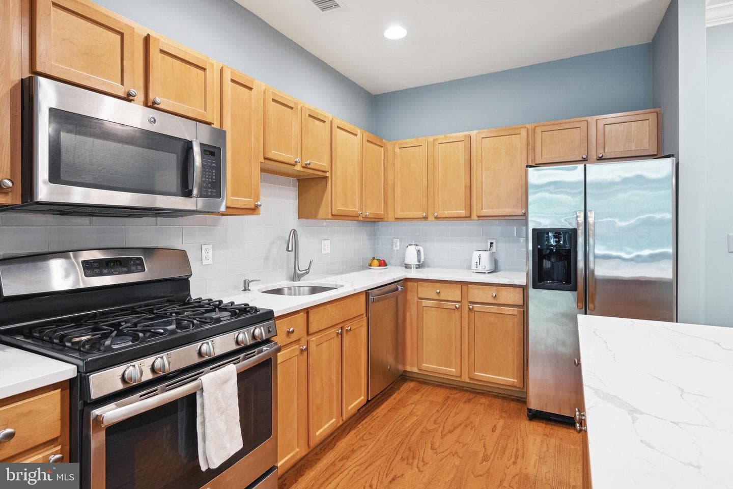 12000 Market Street #179 photo 6