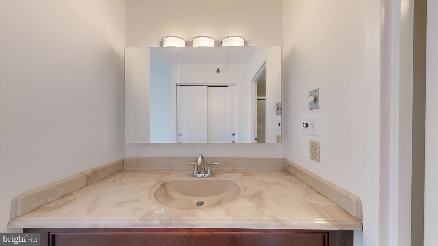 1808 Old Meadow Road #1015 photo 18