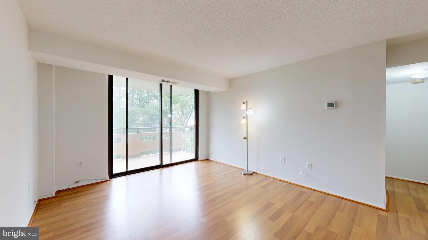 1808 Old Meadow Road #1015 photo 2