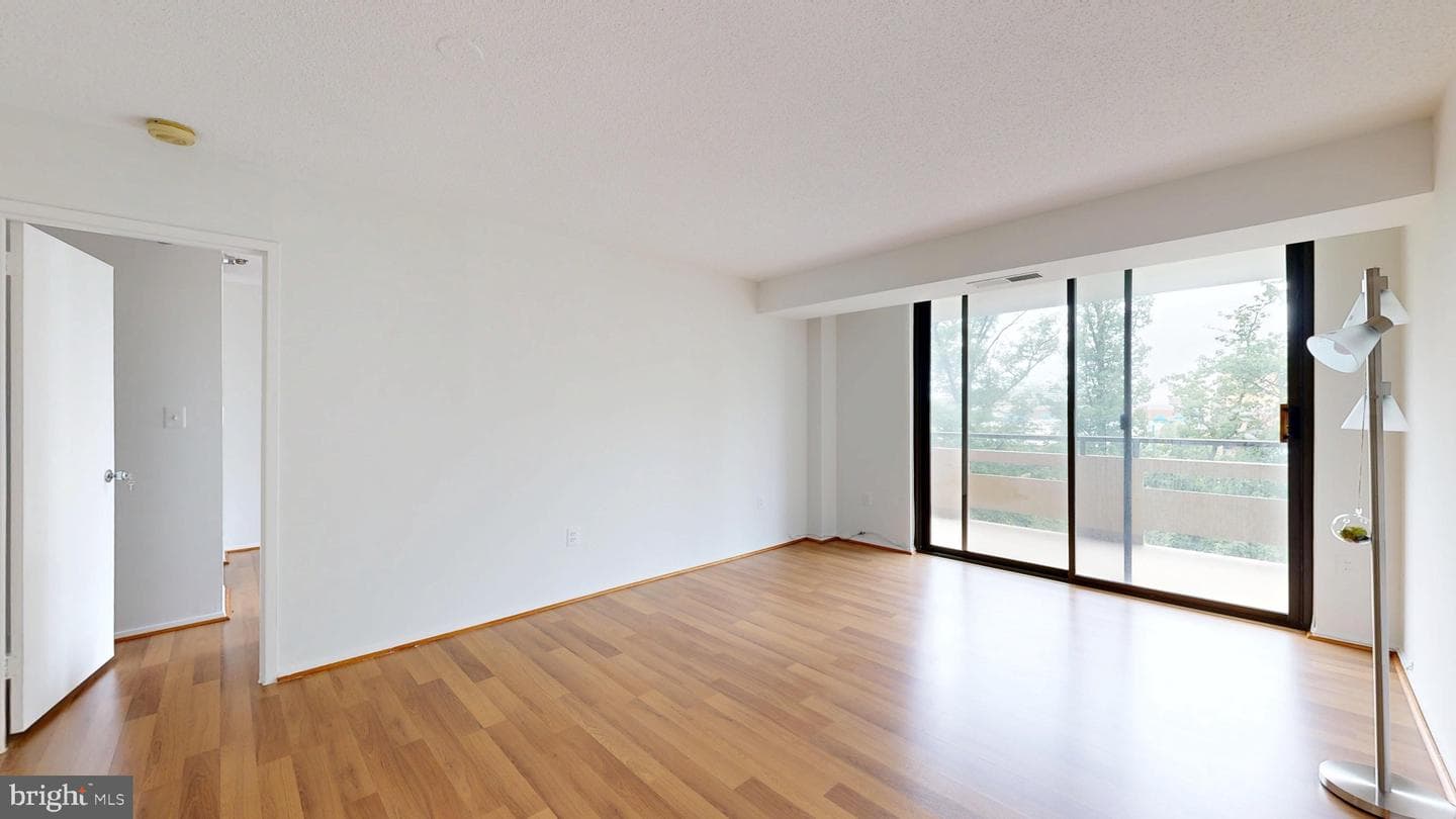 1808 Old Meadow Road #1015 photo 4
