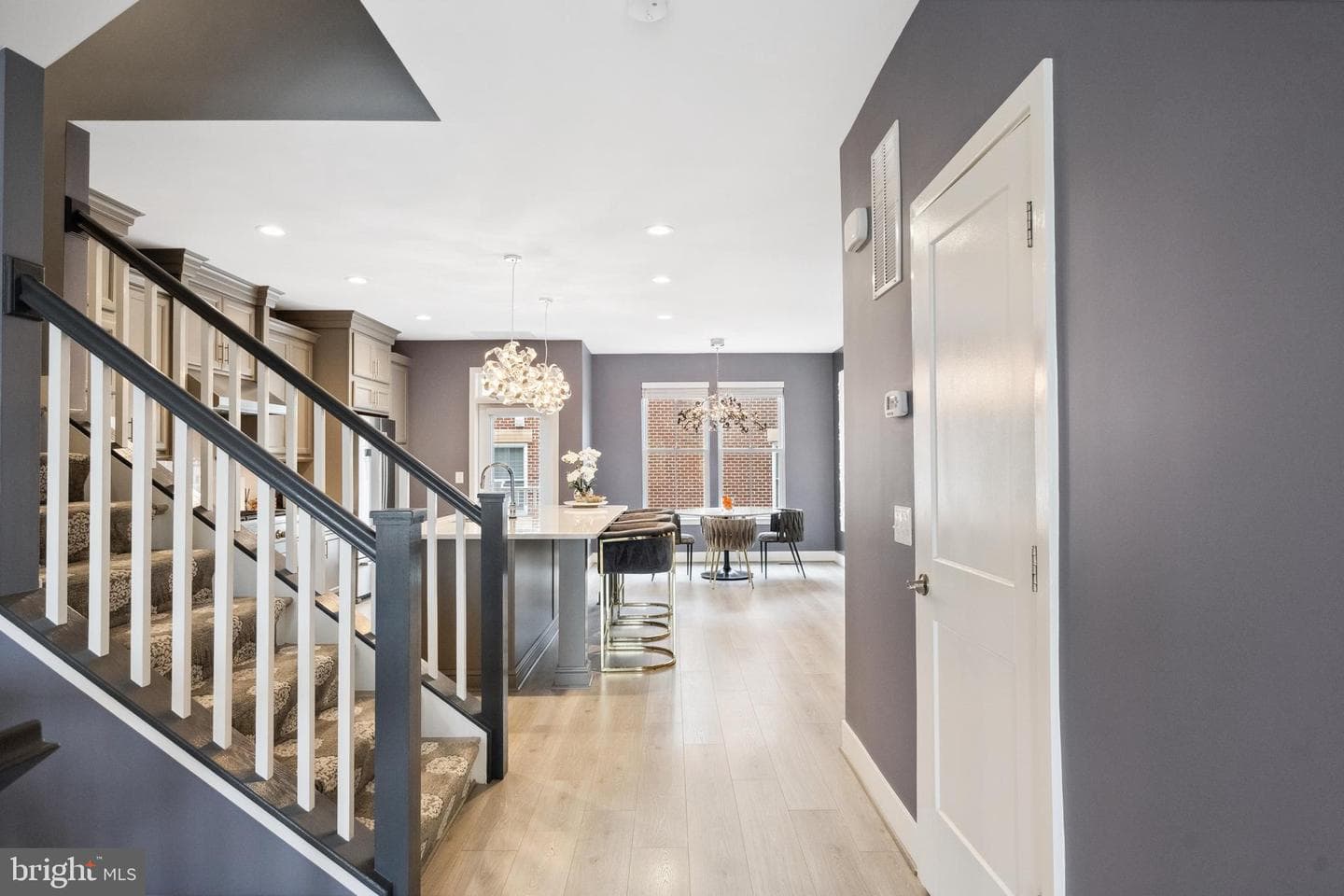 141 Center Street S #6 photo 14