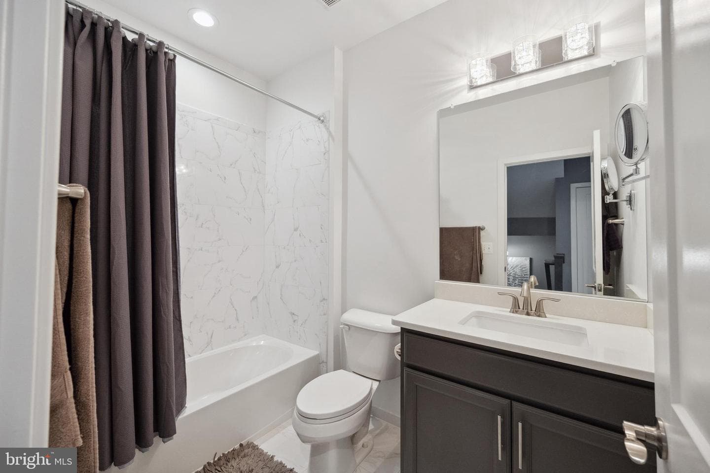 141 Center Street S #6 photo 30