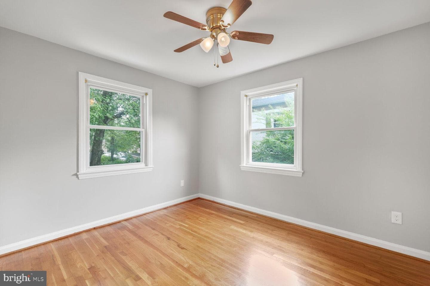 5811 Blaine Drive photo 17