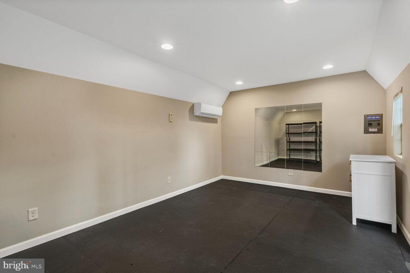 5811 Blaine Drive photo 21