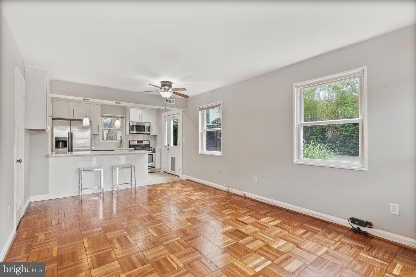 5811 Blaine Drive photo 3