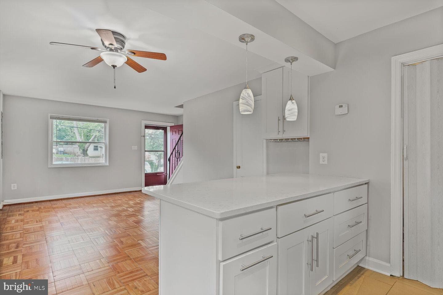 5811 Blaine Drive photo 4