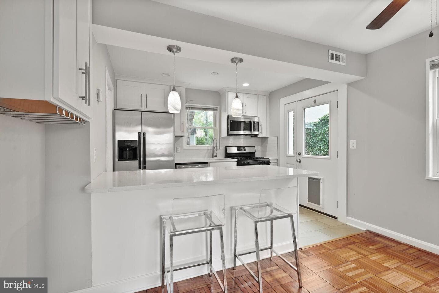 5811 Blaine Drive photo 8