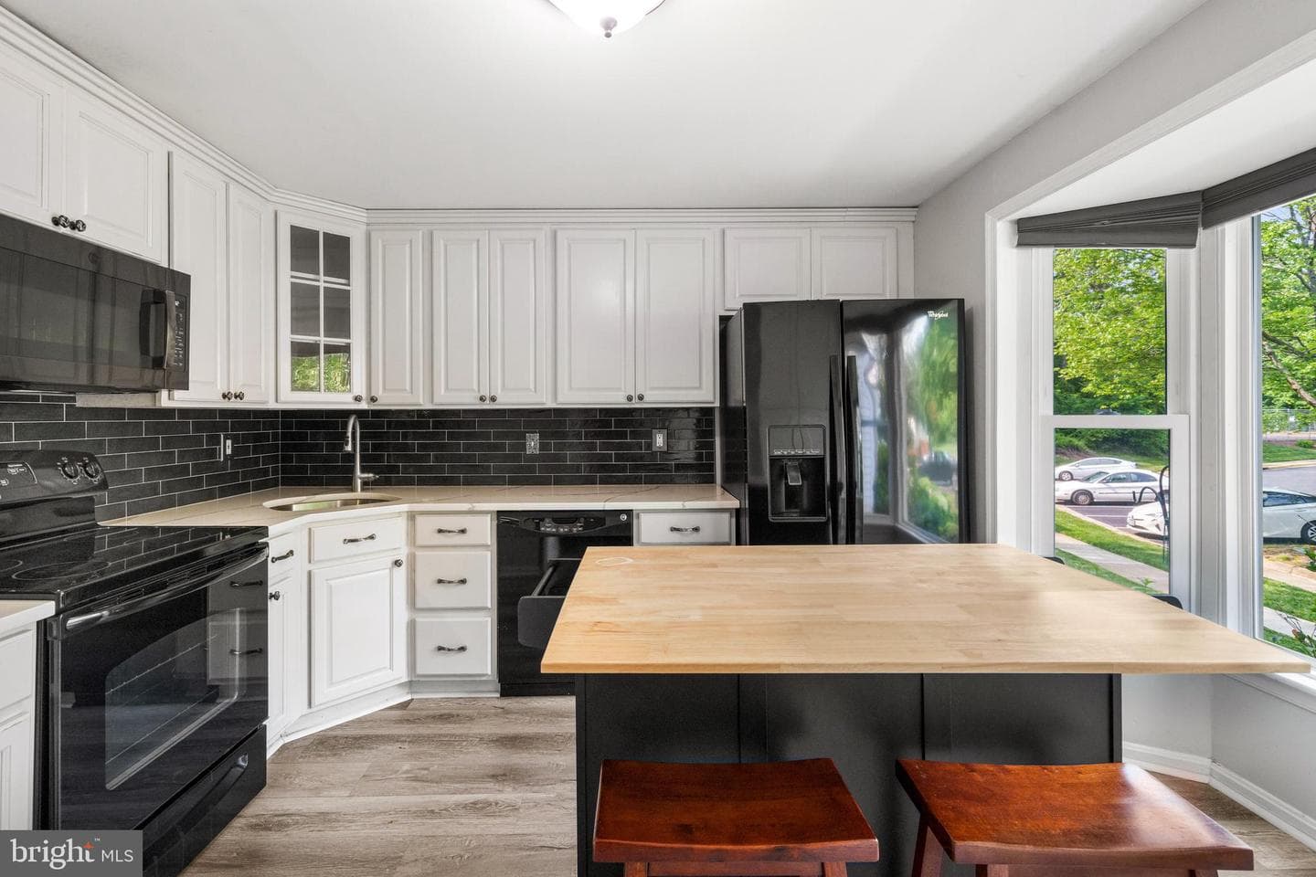 6612 Birchleigh Way photo 5
