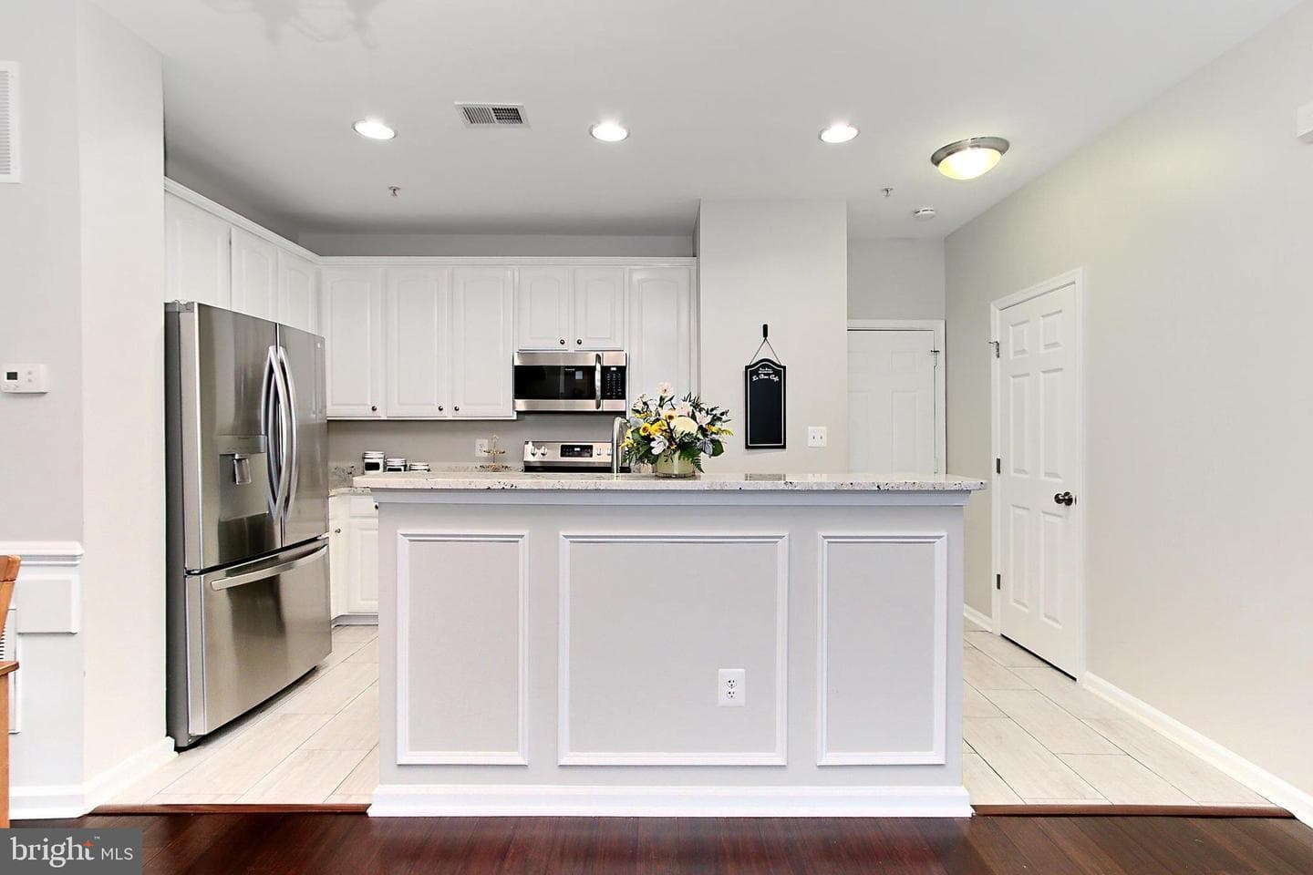 4463a Beacon Grove Cir #702a photo 10