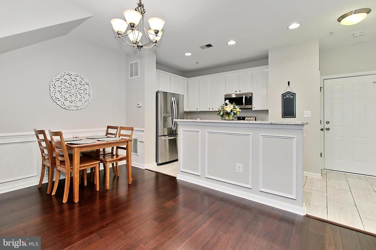 4463a Beacon Grove Cir #702a photo 8