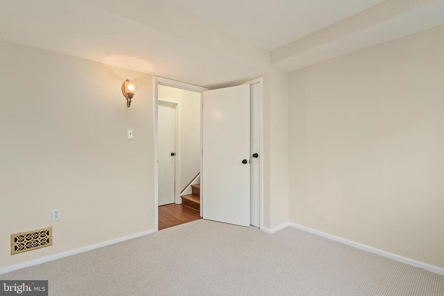 4006 Javins Drive photo 18