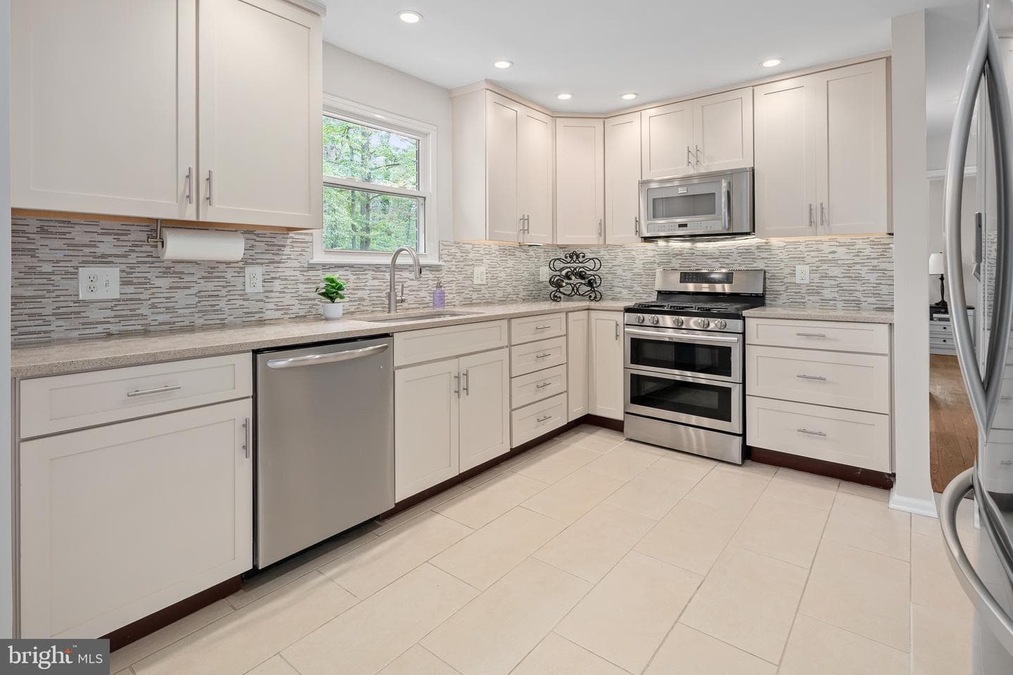 3911 Gibbs Street photo 23