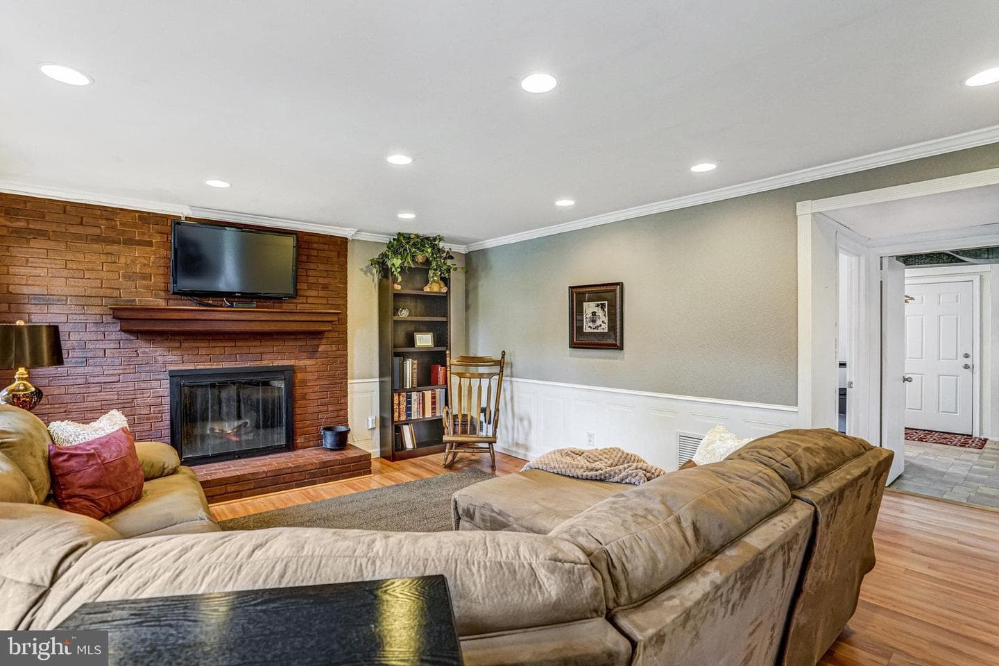 5901 Wivenhoe Court photo 28