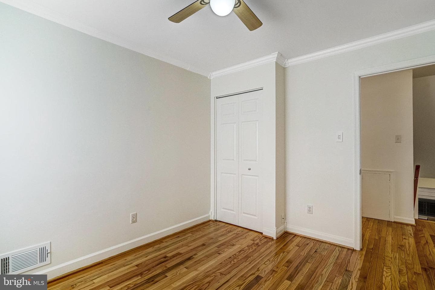 5901 Wivenhoe Court photo 40