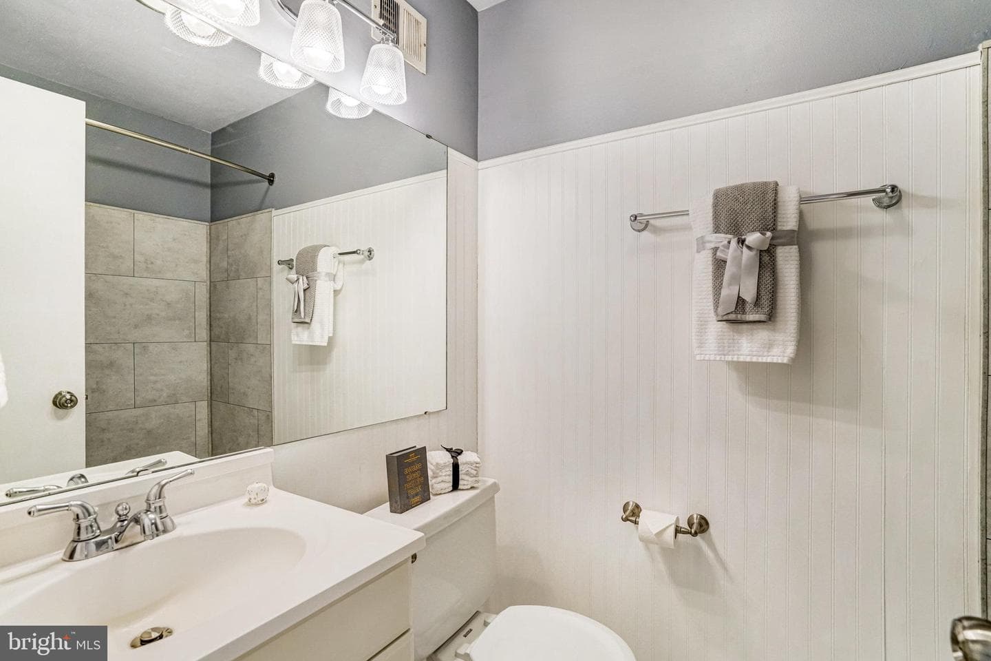 5901 Wivenhoe Court photo 46