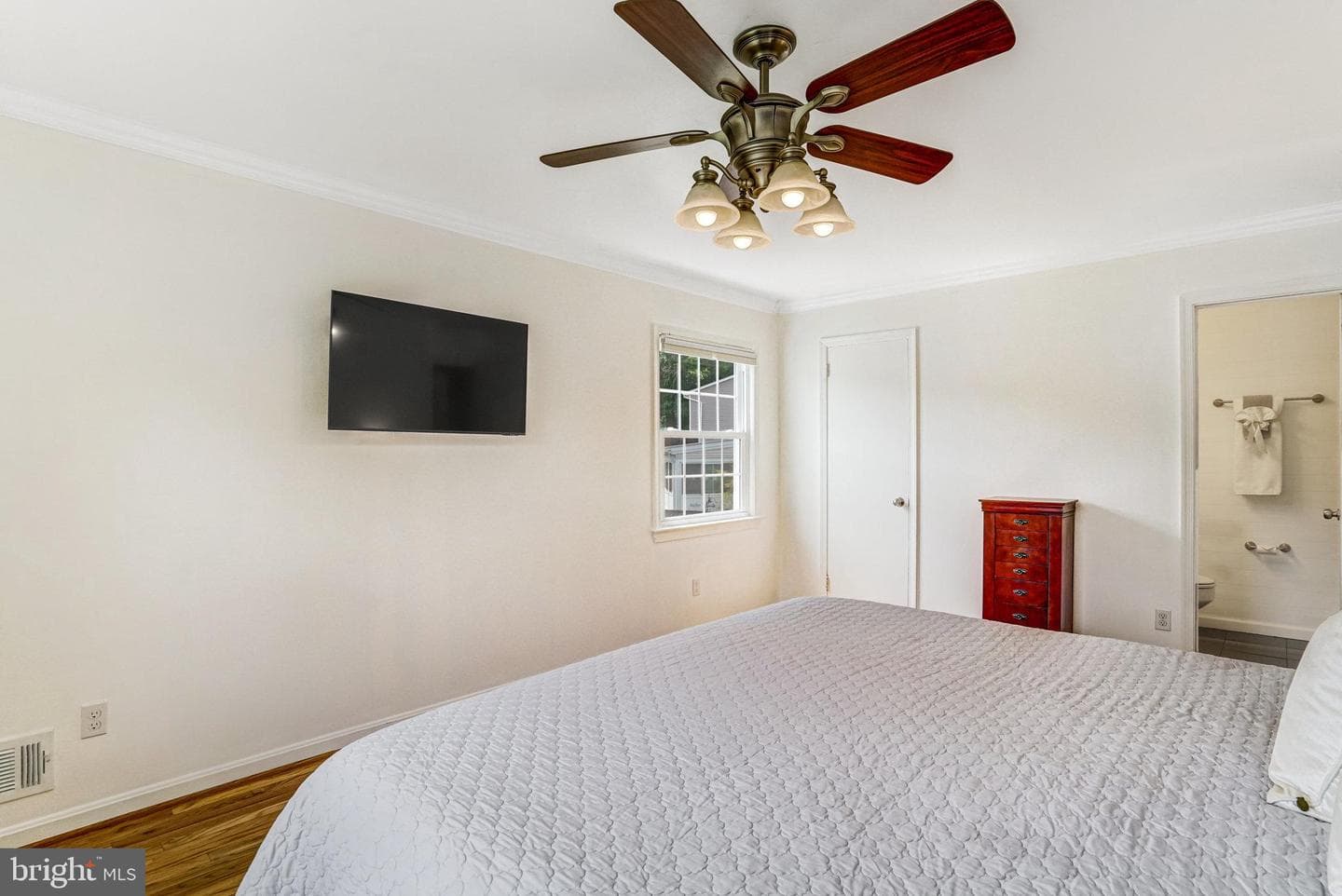 5901 Wivenhoe Court photo 52