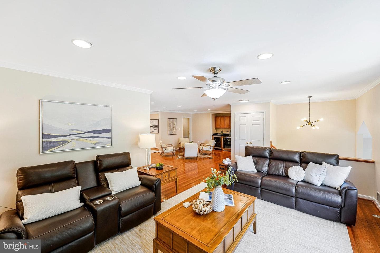 106 Yeonas Drive SE photo 6