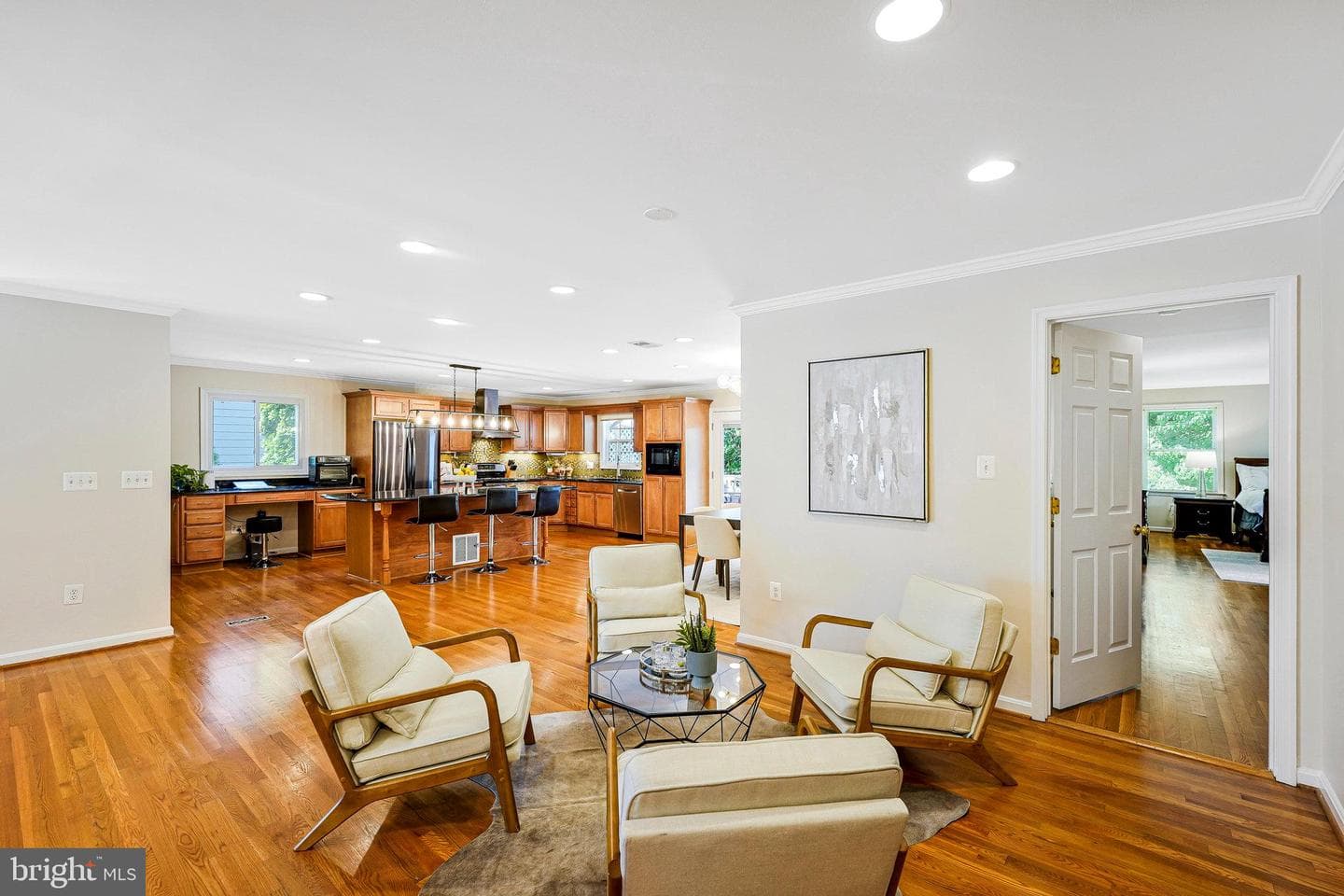 106 Yeonas Drive SE photo 9