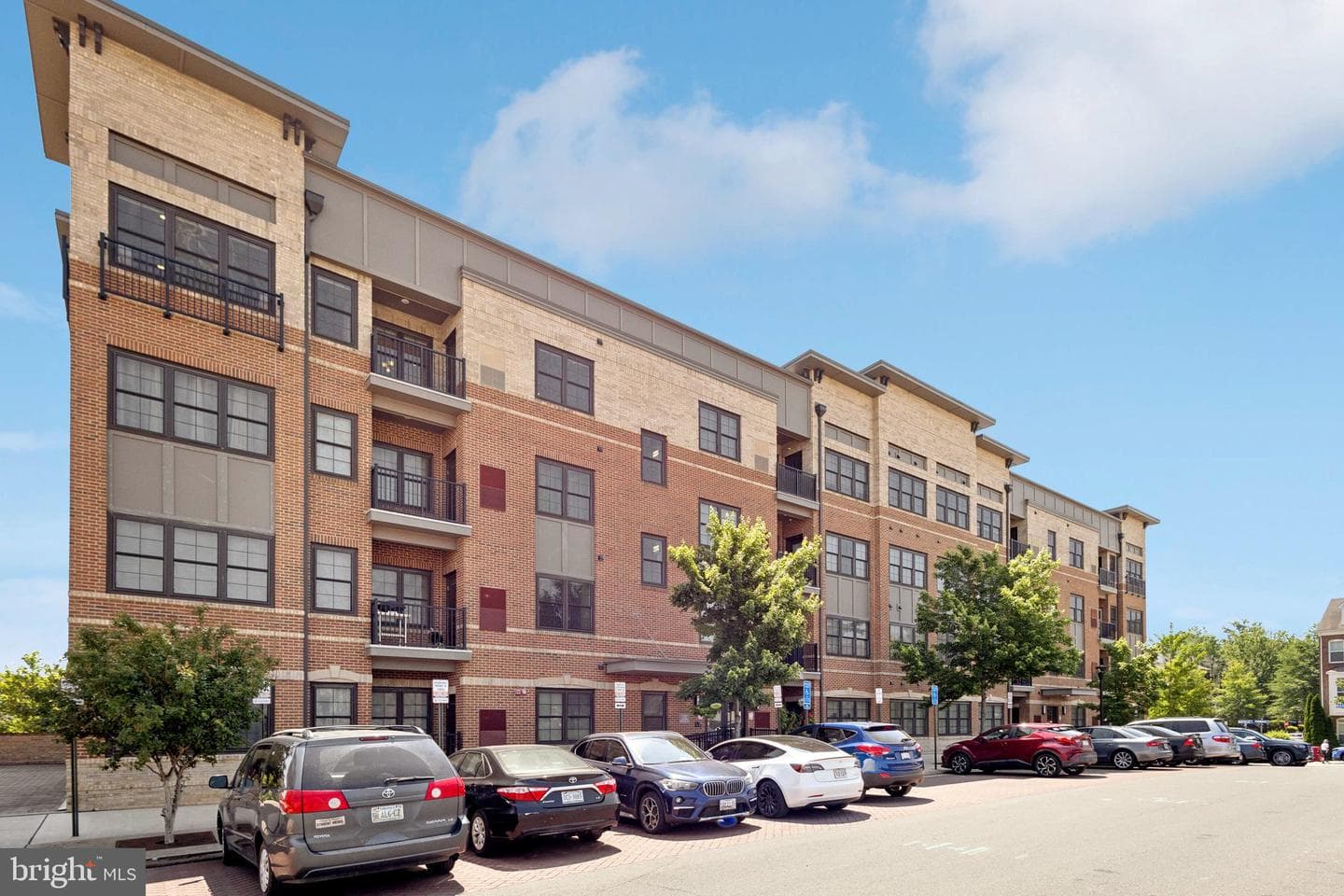 2907 Bleeker Street #3-404