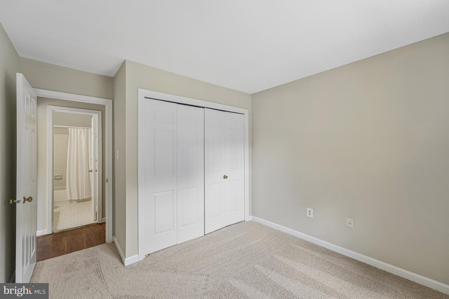 8530 Raglan Road photo 29