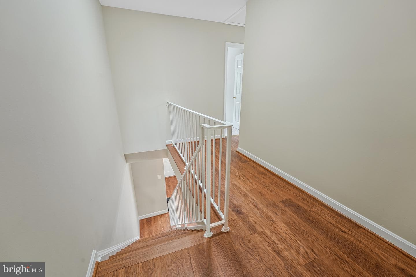 8530 Raglan Road photo 35