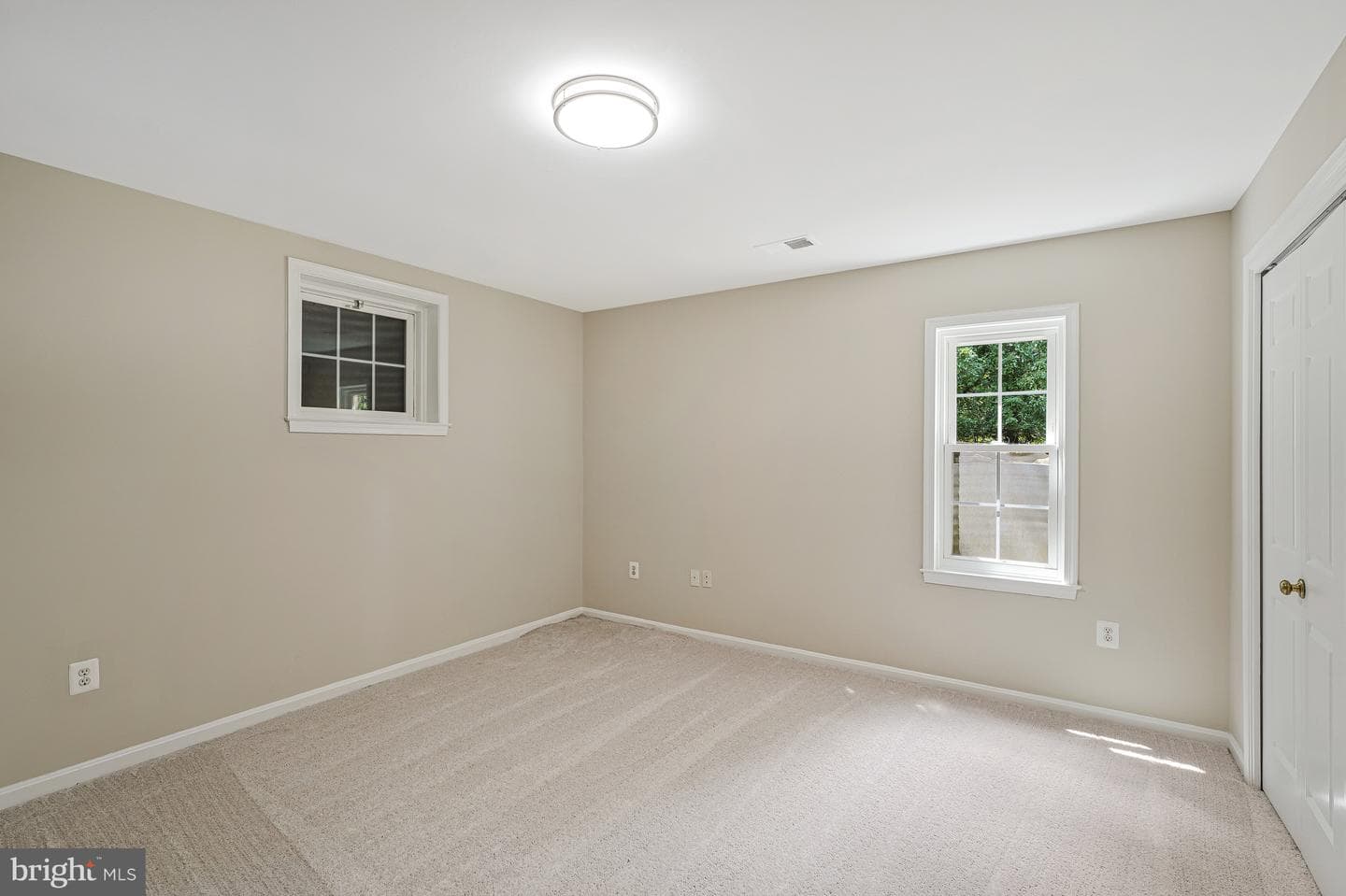 8530 Raglan Road photo 39