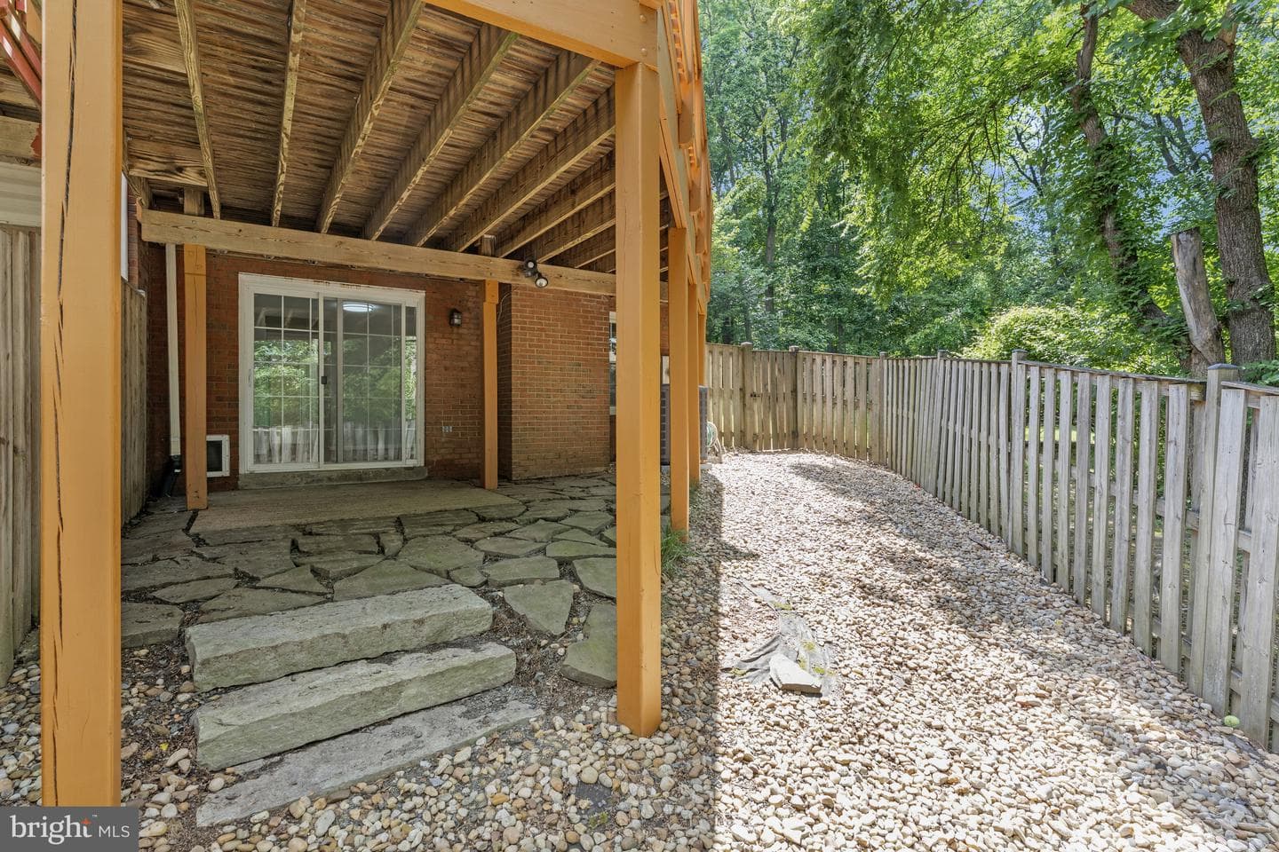 8530 Raglan Road photo 48