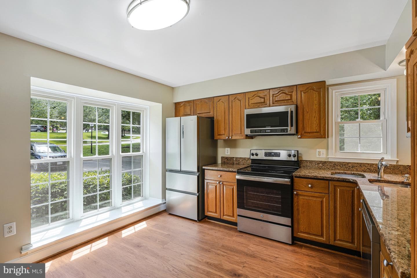 8530 Raglan Road photo 8