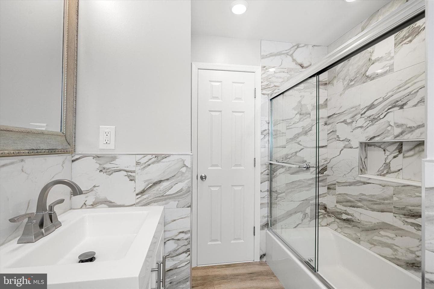 4703 Lawrence Street photo 19