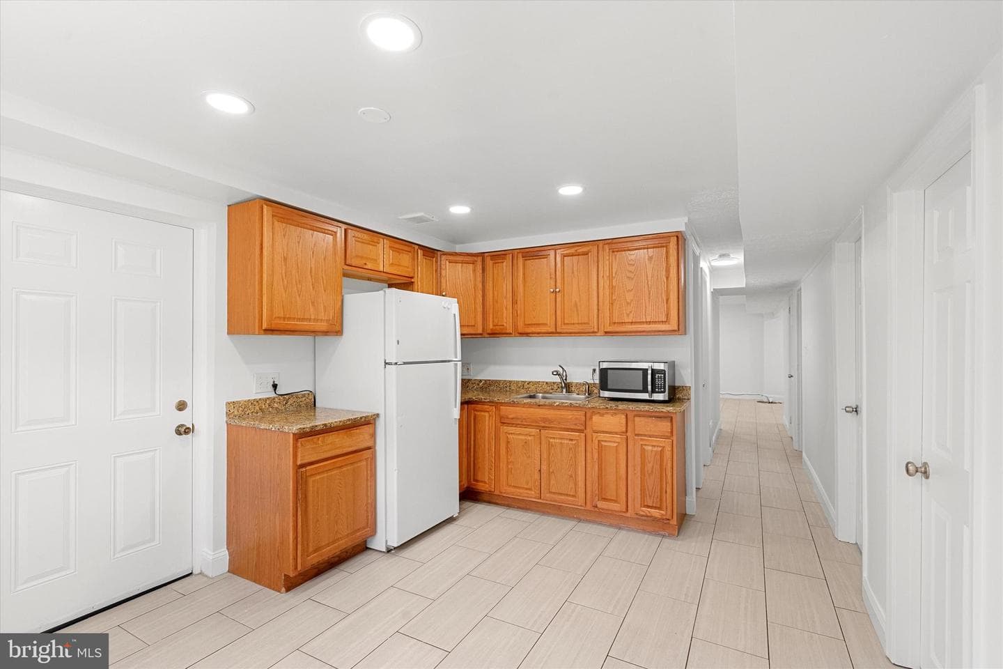 4703 Lawrence Street photo 29
