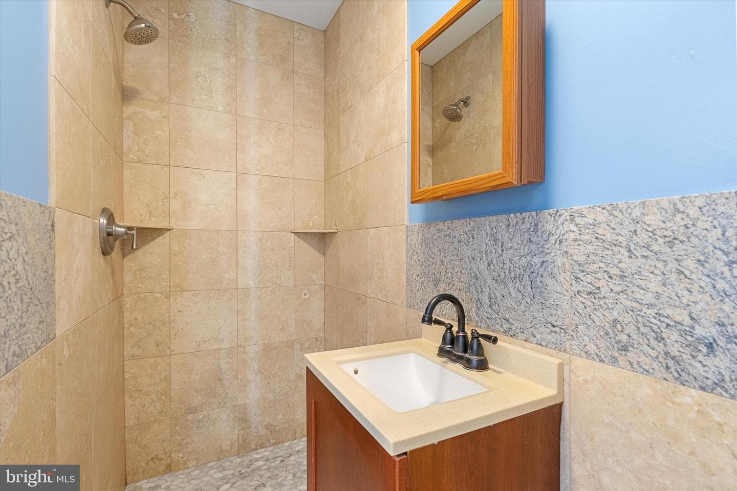 4703 Lawrence Street photo 30