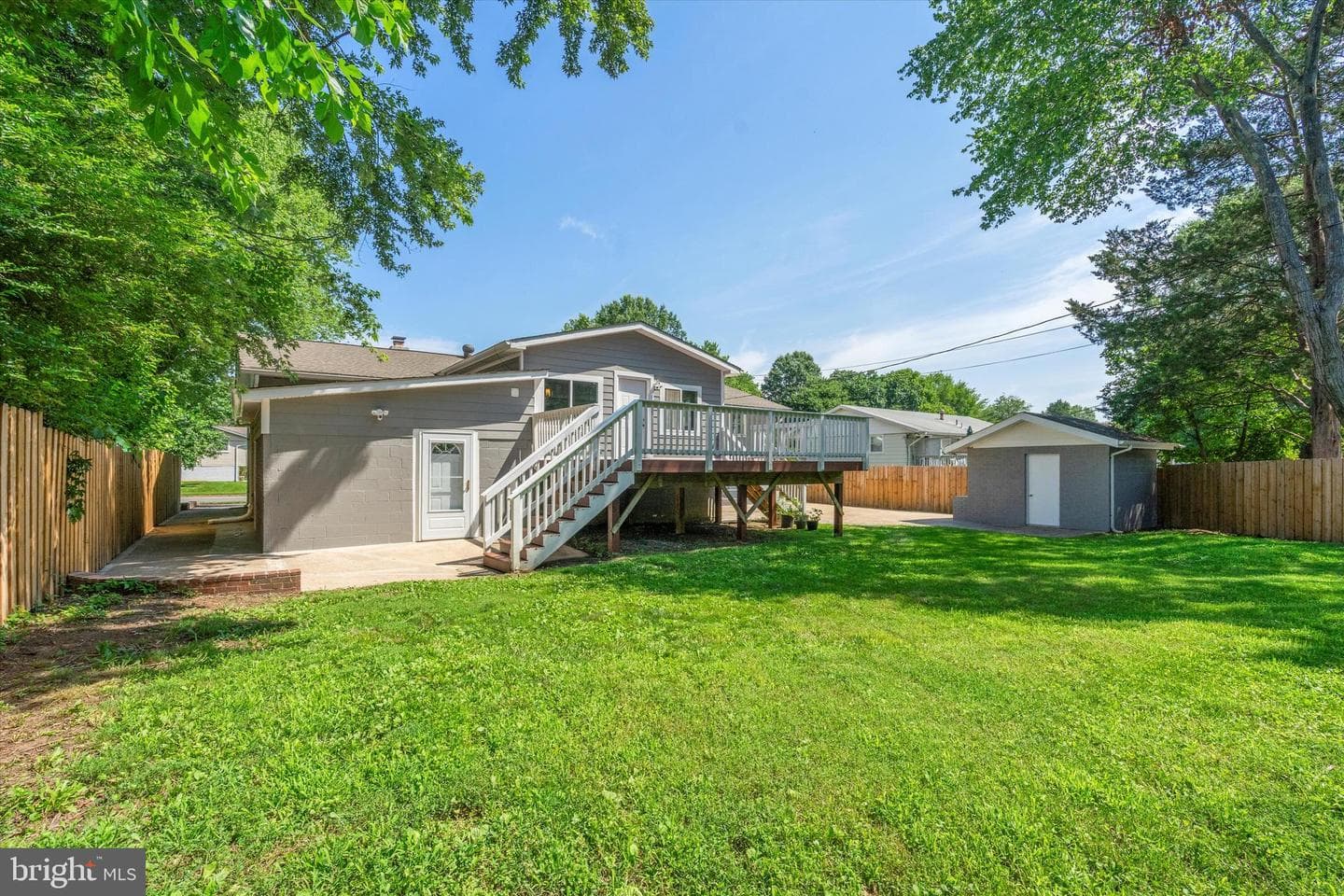 4703 Lawrence Street photo 35