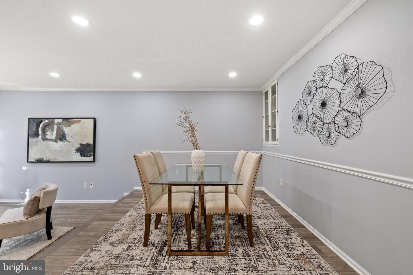 5543 Jowett Court photo 10