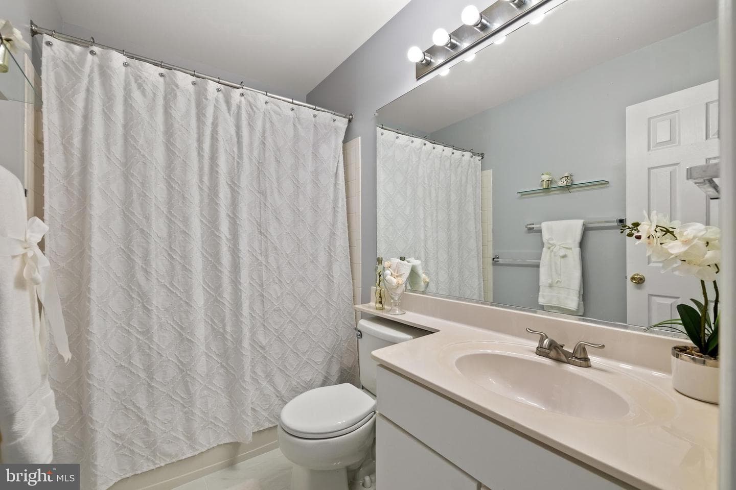 5543 Jowett Court photo 27