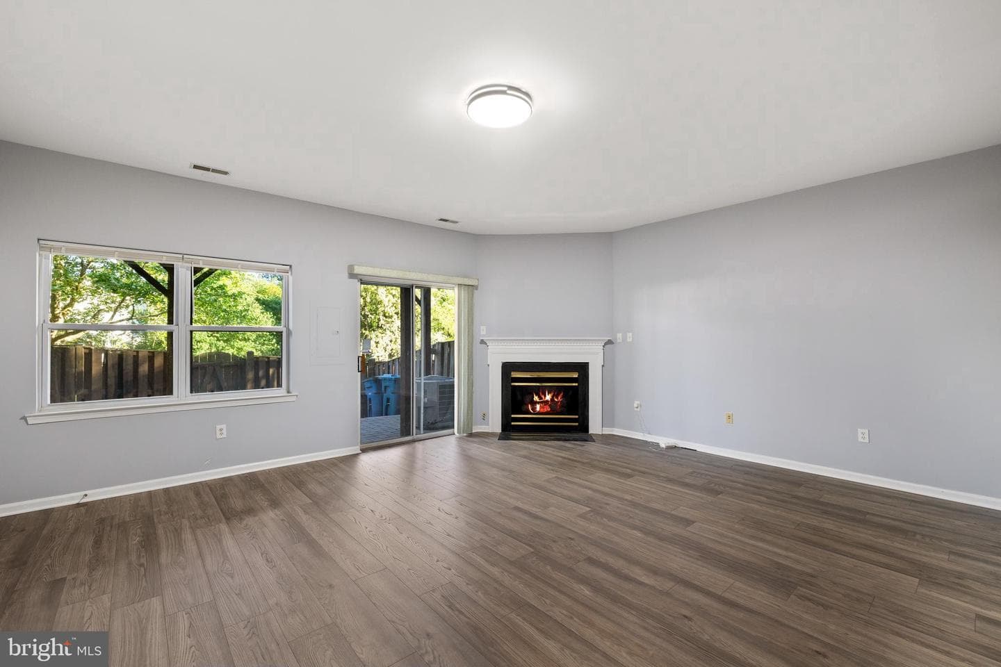 5543 Jowett Court photo 37
