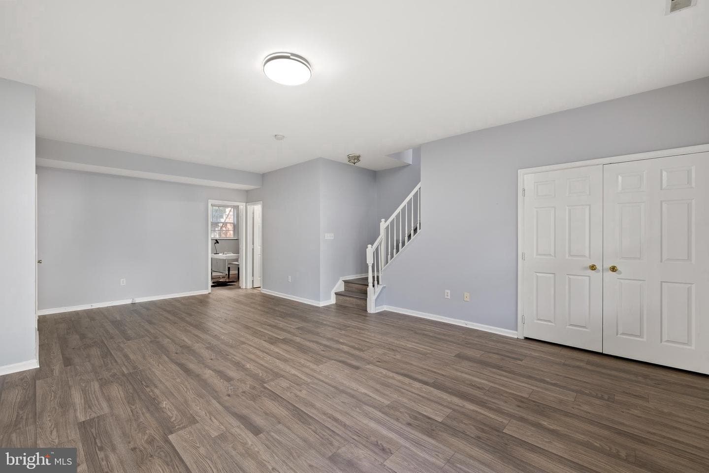 5543 Jowett Court photo 39