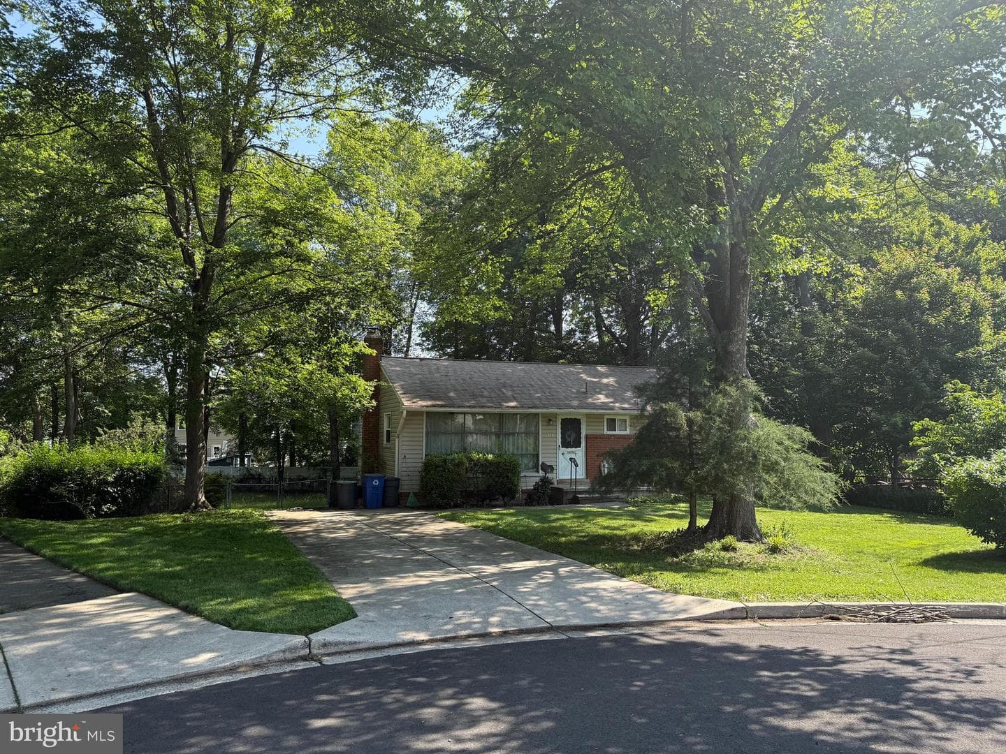 505 Hillcrest Drive SW photo 4