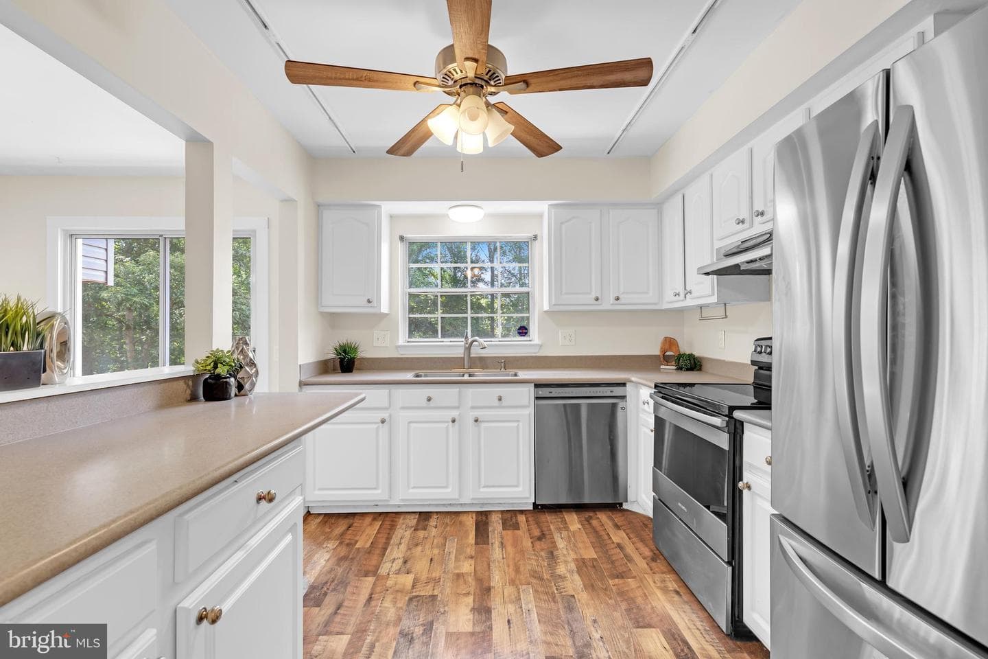 14906 Lady Madonna Court photo 4